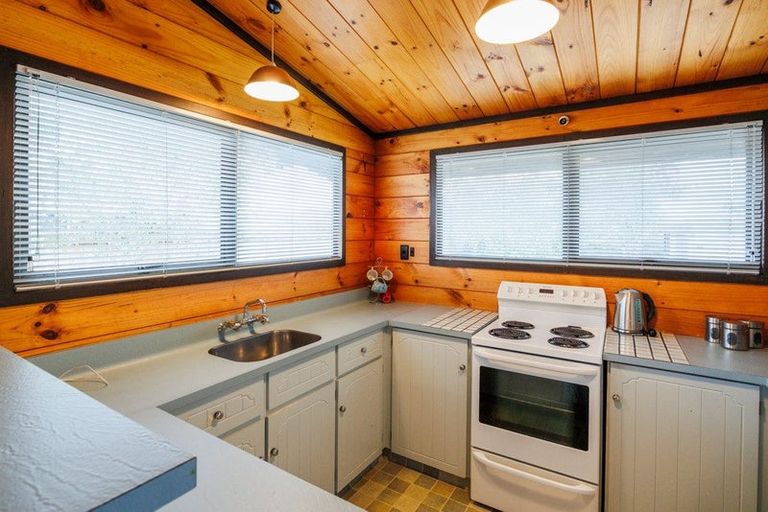 Photo of property in 35 Moyne Avenue, Milson, Palmerston North, 4414