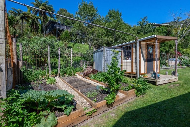 Photo of property in 3 Okiwa Place, Anakiwa, Picton, 7281