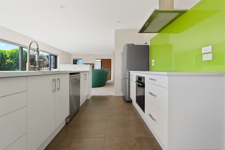 Photo of property in 5 Waterview Place, Haruru, 0204