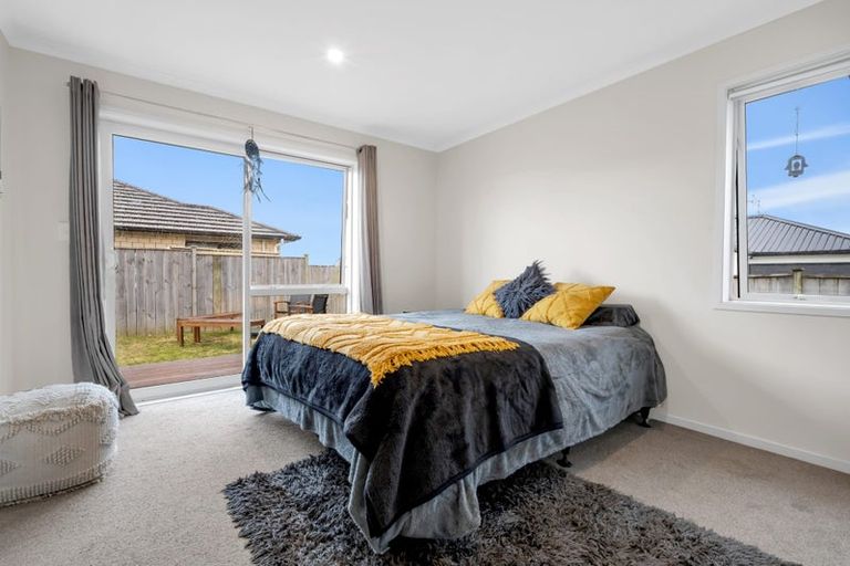 Photo of property in 28 Rainsford Road, Pukekohe, 2120