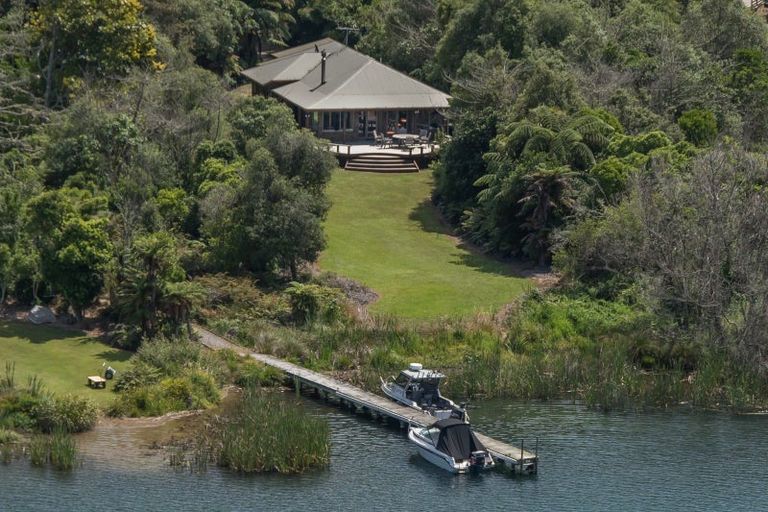 Photo of property in 483 Spencer Road, Lake Tarawera, Rotorua, 3076