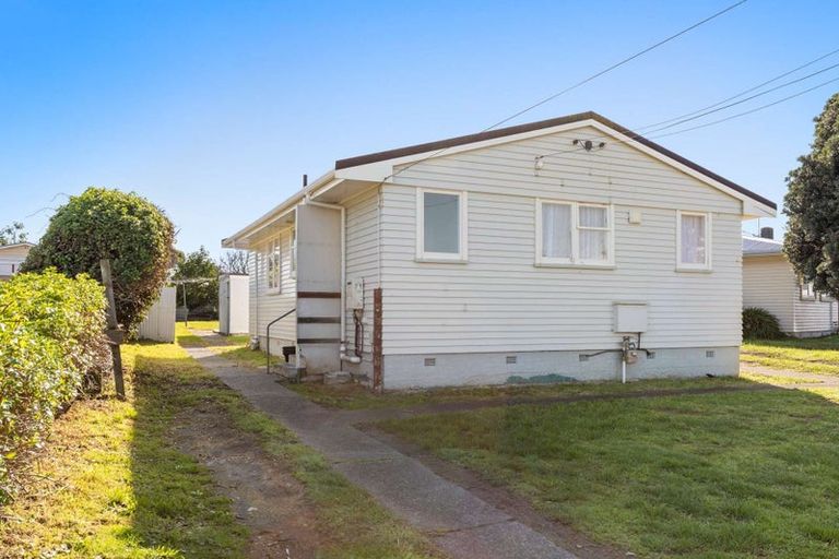 Photo of property in 172 Puriri Street, Castlecliff, Whanganui, 4501