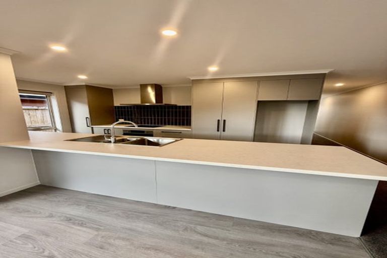 Photo of property in 49 Tamapahore Boulevard, Papamoa Beach, Papamoa, 3118