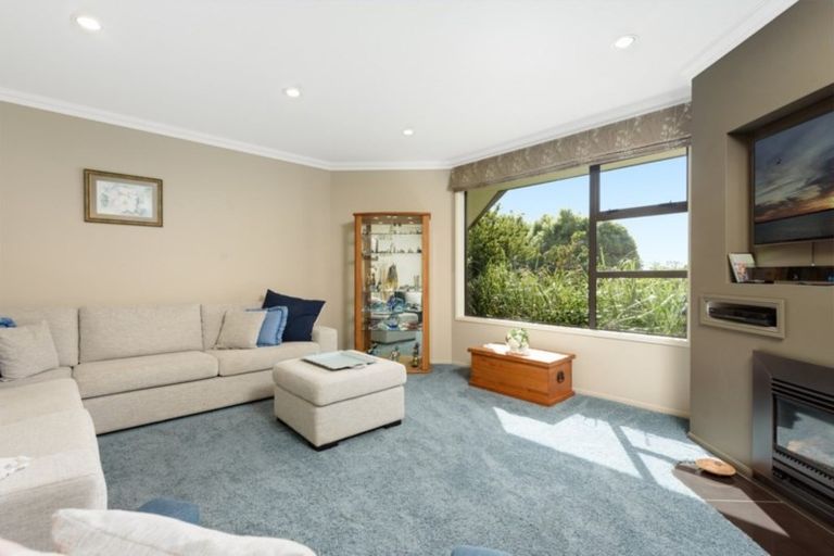 Photo of property in 17b Freeburn Road, Pyes Pa, Tauranga, 3112