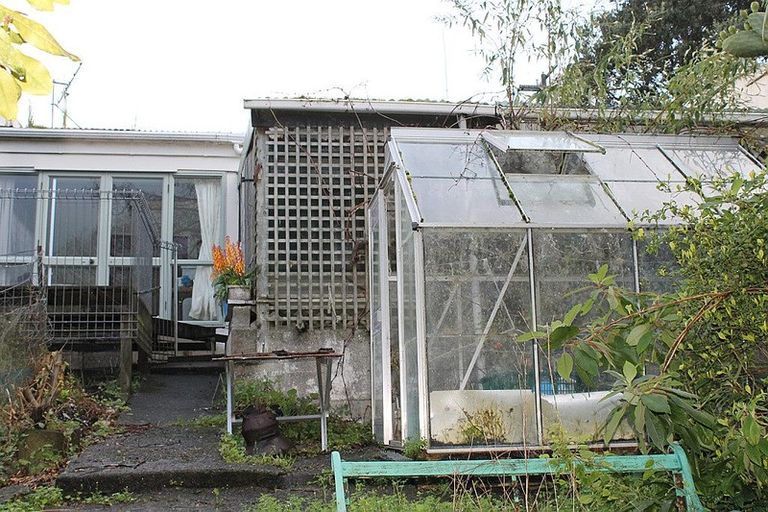 Photo of property in 187 Hurndall Street West, Maungaturoto, 0520