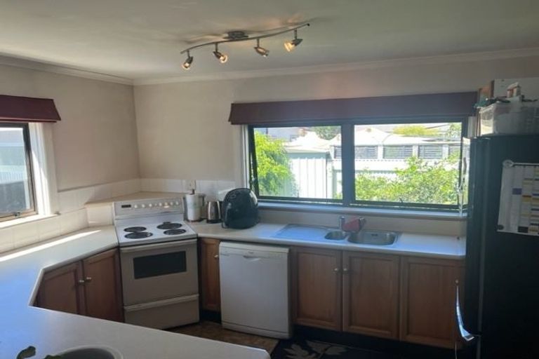 Photo of property in 20 Morse Street, Marewa, Napier, 4110