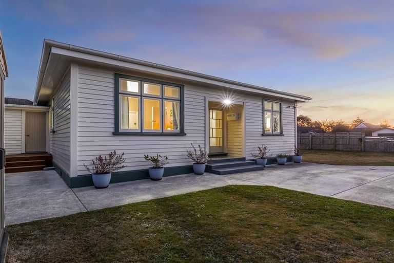 Photo of property in 40 George Street, Levin, 5510