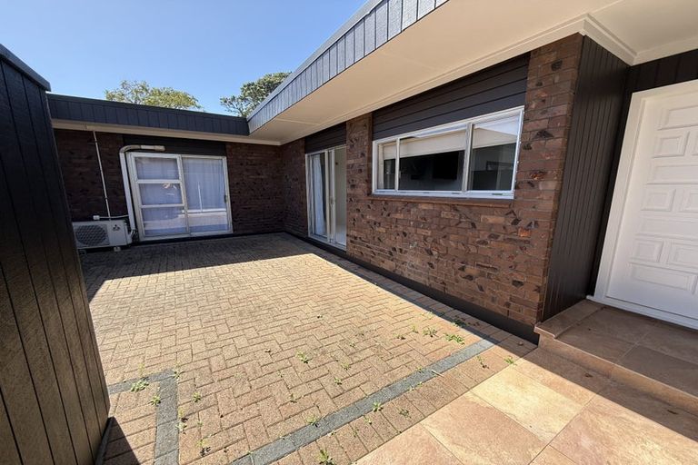 Photo of property in 1/35 Vivian Wilson Drive, Eastern Beach, Auckland, 2012