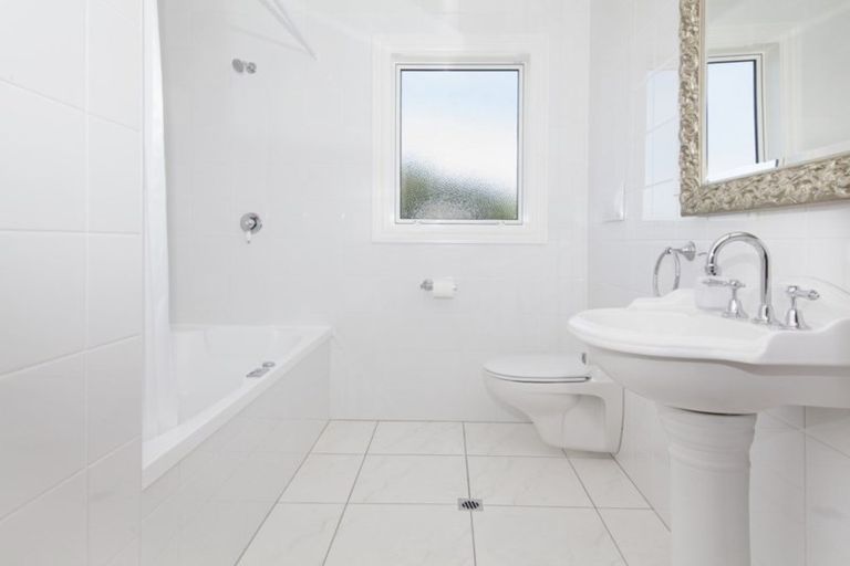 Photo of property in 16 Webb Street, St Albans, Christchurch, 8014