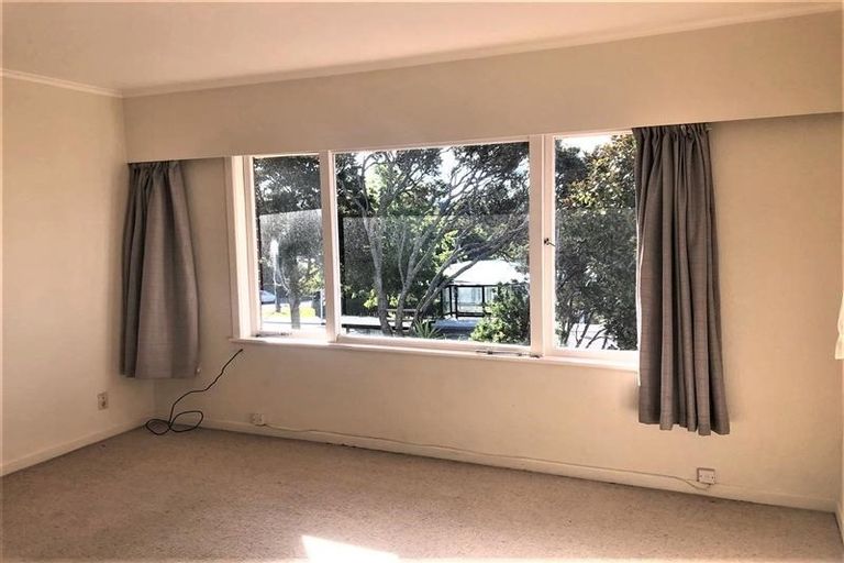 Photo of property in 57 College Road, Northcote, Auckland, 0627
