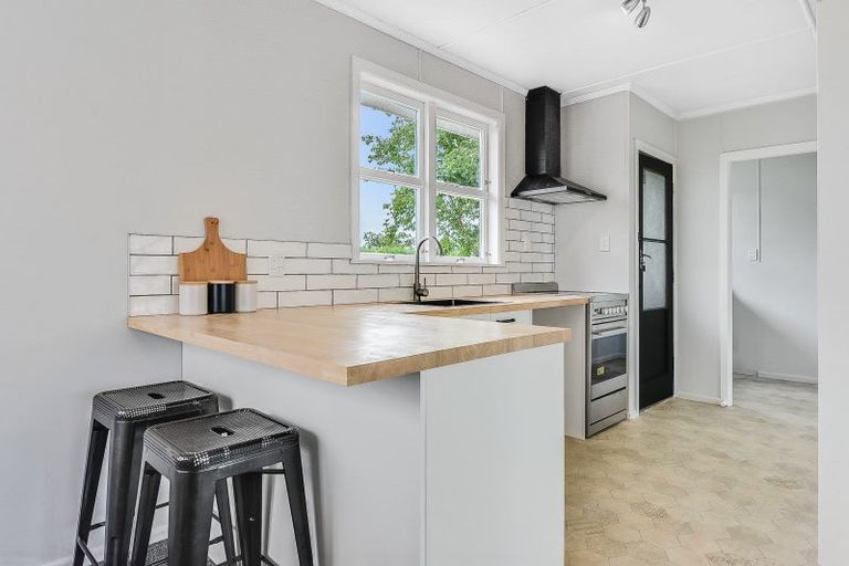 Photo of property in 5 Cricket Place, Melville, Hamilton, 3206