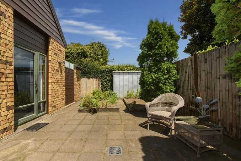 Photo of property in 9 Hinewa Road, Otumoetai, Tauranga, 3110