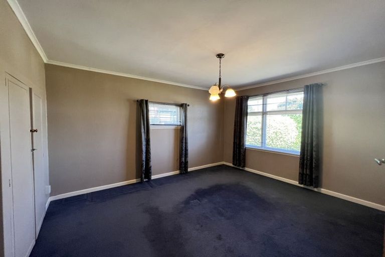 Photo of property in 33 Neill Street, Hornby, Christchurch, 8042
