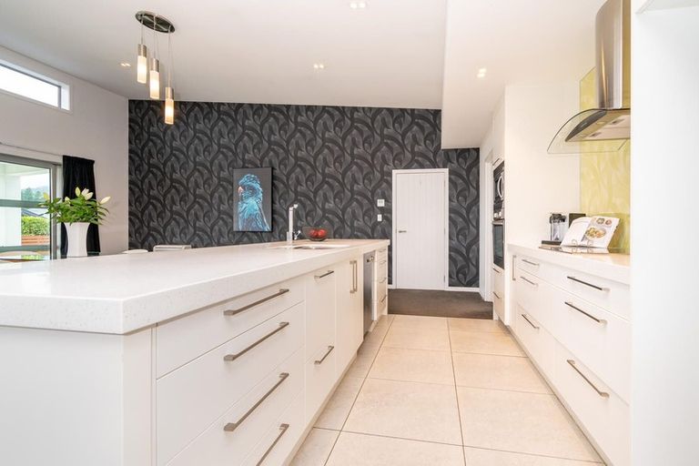 Photo of property in 15 Reeves Street, Green Island, Dunedin, 9018