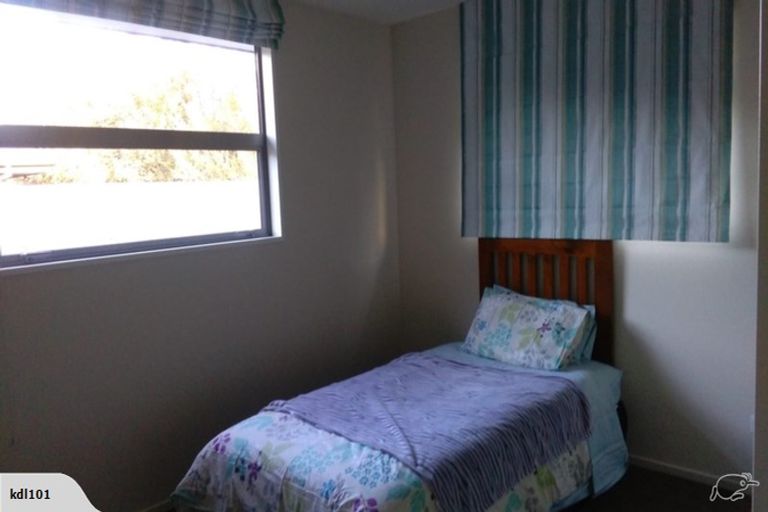 Photo of property in 4 Puhara Avenue, Parklands, Christchurch, 8083