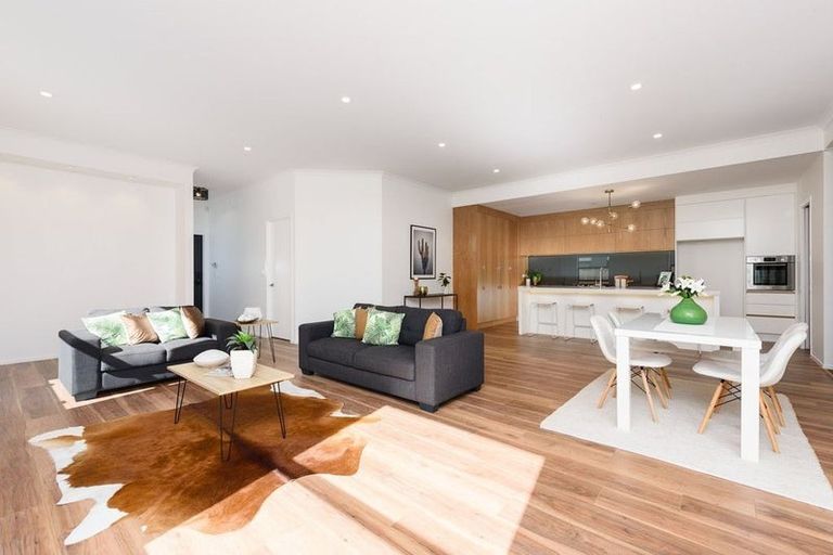 Photo of property in 28 Knightia Drive, Papamoa Beach, Papamoa, 3118