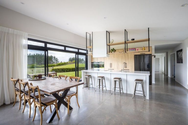 Photo of property in 13 Thomason Road, Egmont Village, New Plymouth, 4371