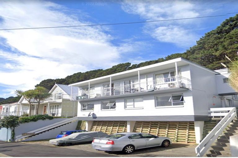 Photo of property in 35 Scarborough Terrace, Mount Victoria, Wellington, 6011
