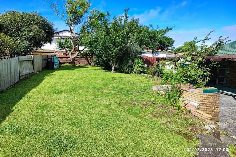 Photo of property in 55 Walworth Avenue, Pakuranga Heights, Auckland, 2010