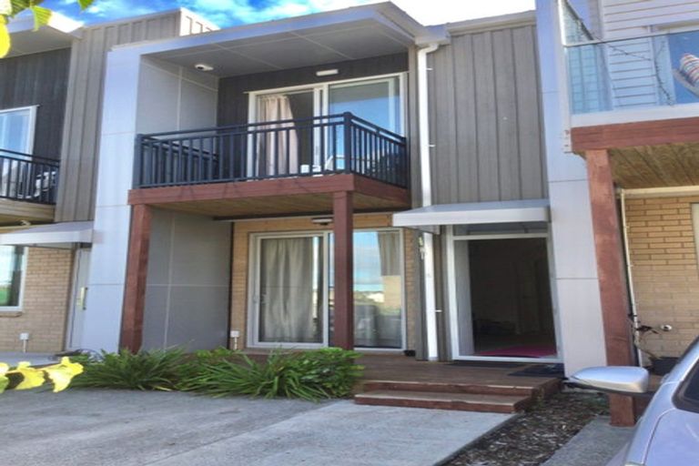 Photo of property in 36 Ceramic Lane, New Lynn, Auckland, 0600