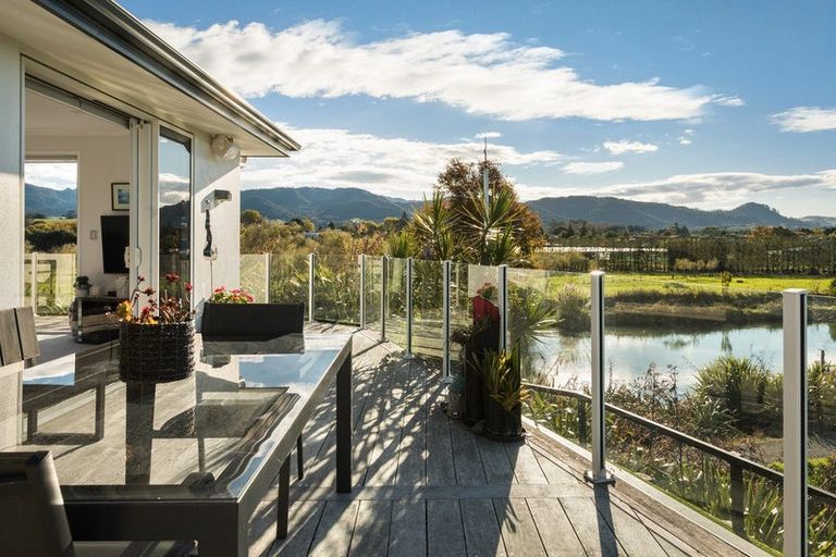 Photo of property in 13 Noble Johnston Drive, Katikati, 3129