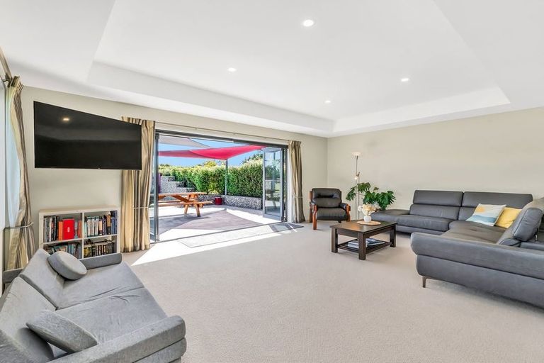 Photo of property in 9 Thorndon Close, Kirwee, Darfield, 7571