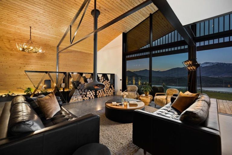 Photo of property in 68 Sicilian Lane, Lake Hayes, Queenstown, 9371