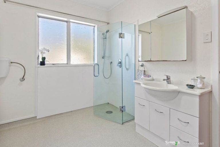 Photo of property in 73 Marine Parade, Seatoun, Wellington, 6022