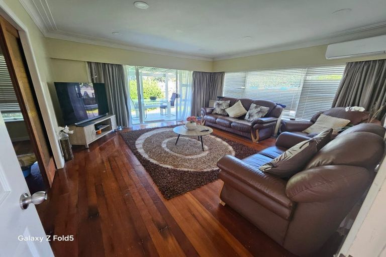 Photo of property in 1/9 Devon Road, Bucklands Beach, Auckland, 2012