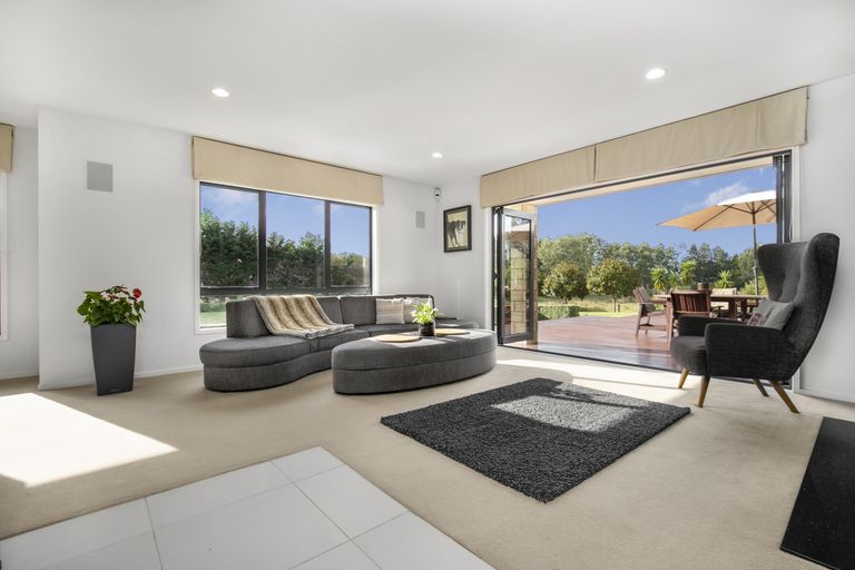 Photo of property in 437 Oira Road, Karaka, Drury, 2578