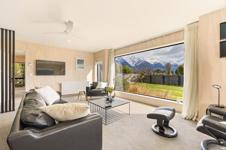 Photo of property in 50 Coll Street, Glenorchy, 9372
