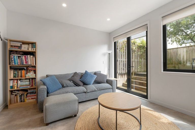 Photo of property in 4/23 Middleton Road, Johnsonville, Wellington, 6037