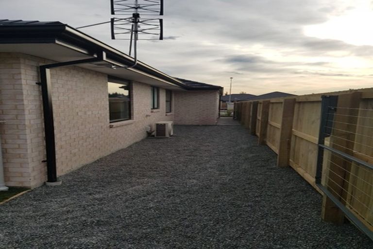 Photo of property in 4 Dallimore Drive, Belfast, Christchurch, 8051