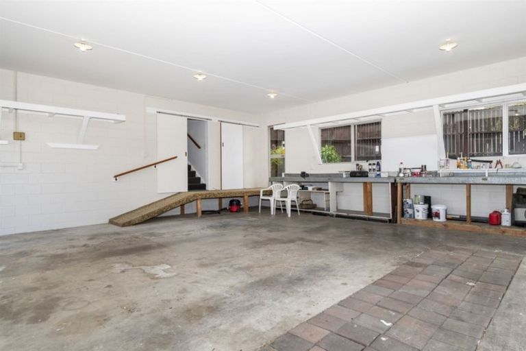 Photo of property in 45 Corinna Street, Welcome Bay, Tauranga, 3112