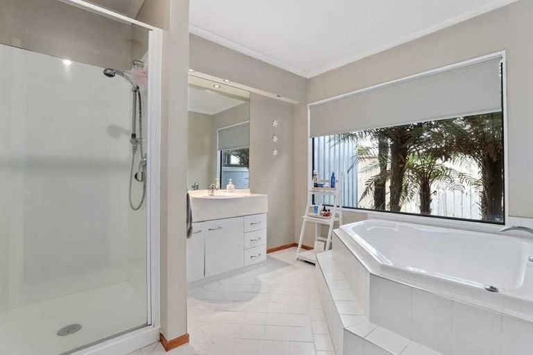 Photo of property in 9 Glen Cree Avenue, Rototuna, Hamilton, 3210