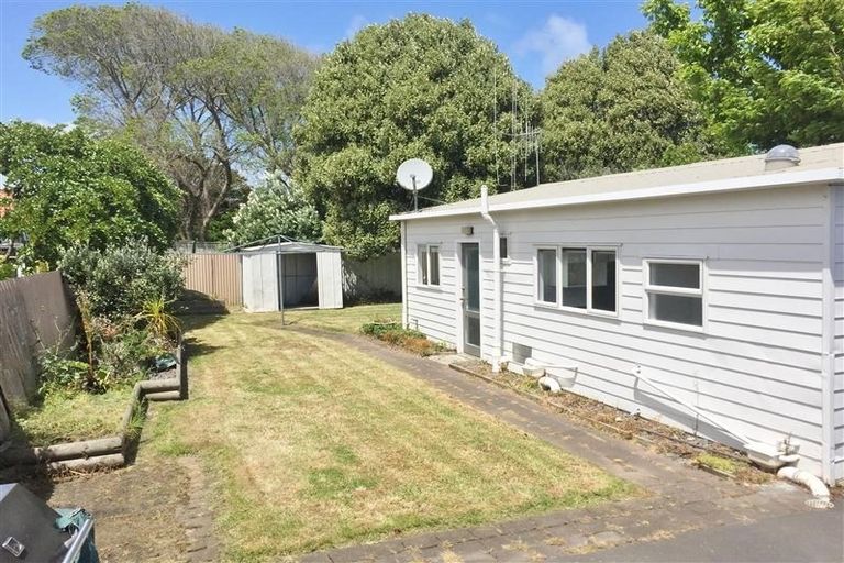 Photo of property in 1 Rawhiti Street, Dannevirke, 4930