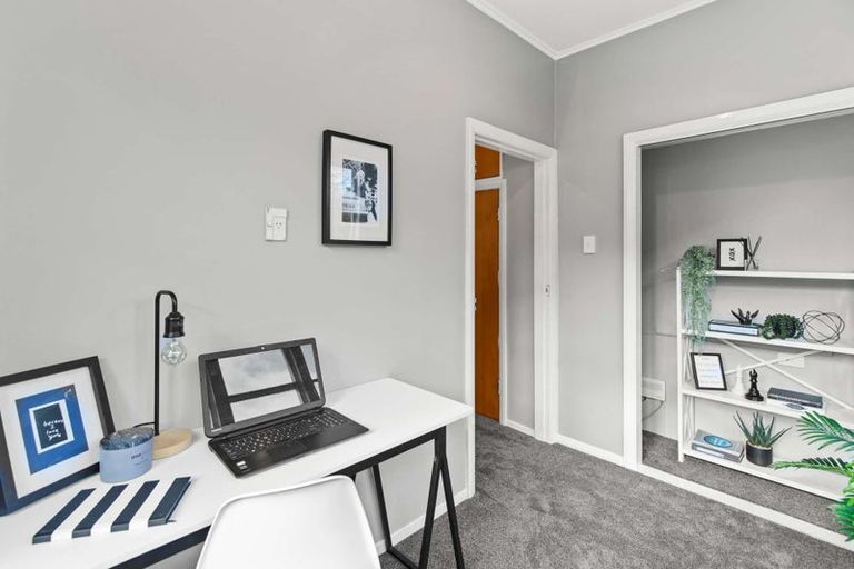 Photo of property in 110 Gonville Avenue, Gonville, Whanganui, 4501