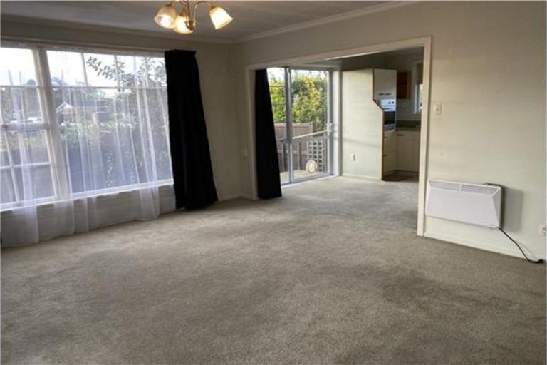 Photo of property in 1/333 Waimairi Road, Ilam, Christchurch, 8041