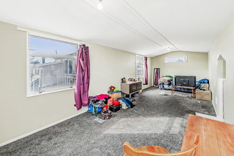 Photo of property in 85 High Street, Leeston, 7632