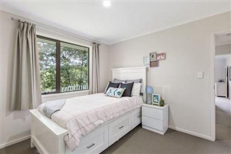 Photo of property in 21h Bonita Avenue, Stanmore Bay, Whangaparaoa, 0932