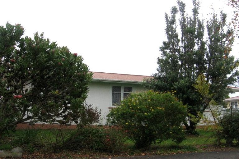 Photo of property in 33 Benmore Avenue, Cloverlea, Palmerston North, 4412