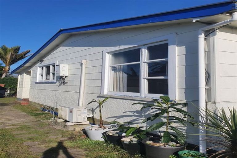 Photo of property in 26 Bentham Street, Westport, 7825