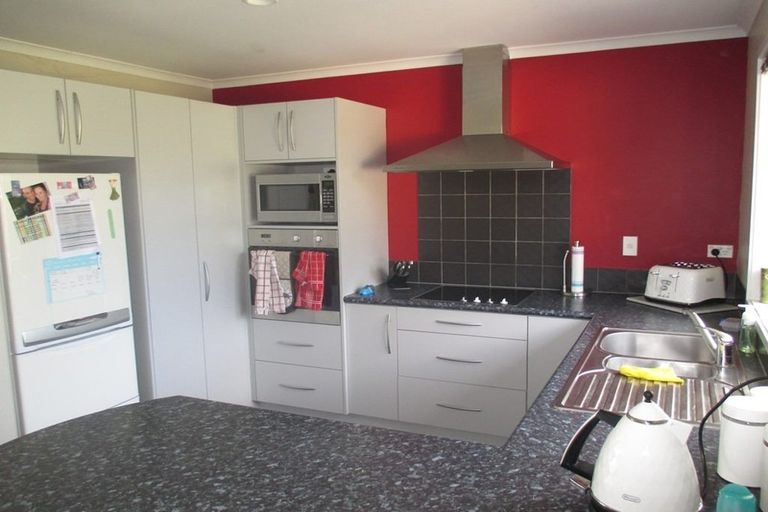 Photo of property in 18 Oldfield Court, Huntington, Hamilton, 3210