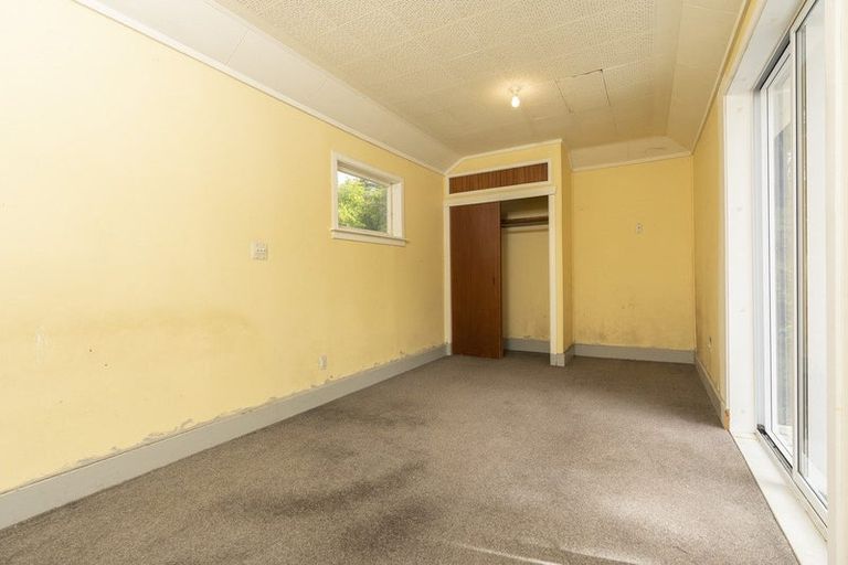 Photo of property in 37 Ngapuke Lane, Parua Bay, Onerahi, 0192