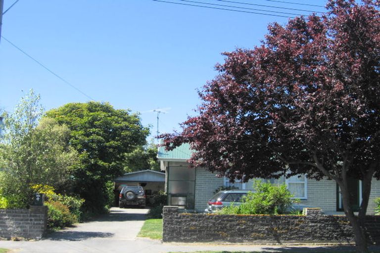 Photo of property in 4 Chedworth Avenue, Bishopdale, Christchurch, 8053