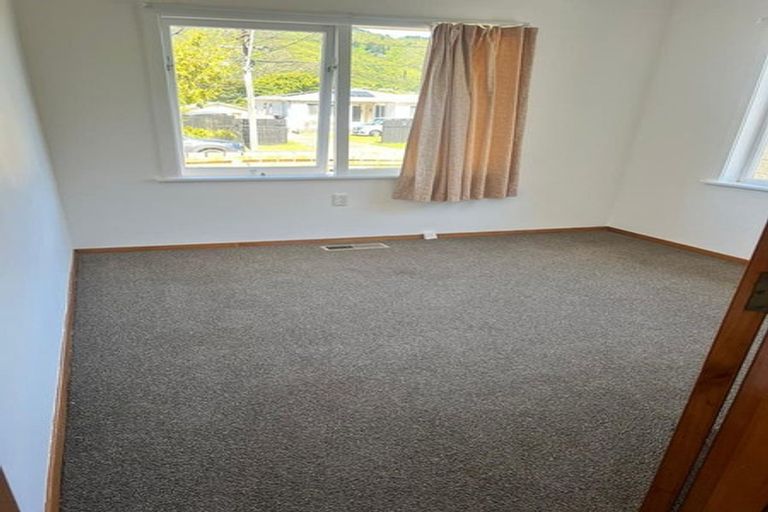 Photo of property in 153 Wellington Road, Wainuiomata, Lower Hutt, 5014