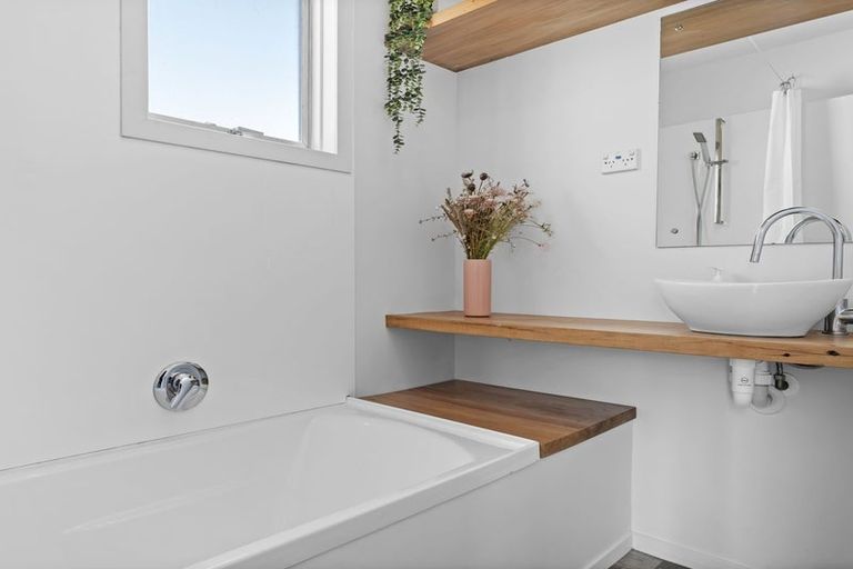 Photo of property in 4 Falstone Crescent, Twizel, 7901