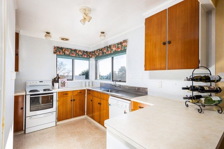 Photo of property in 9 Fairfax Terrace, Frankleigh Park, New Plymouth, 4310