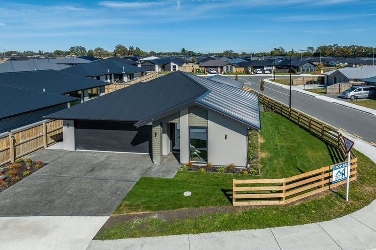 Photo of property in 2 Kotua Street, Woodend, 7610