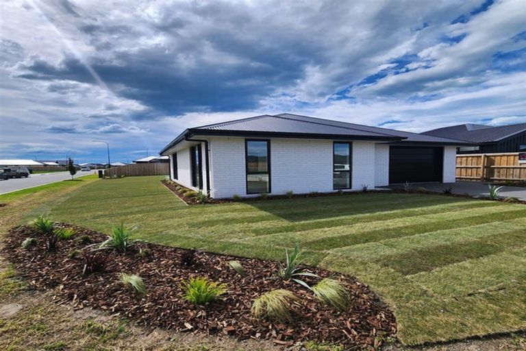 Photo of property in 1 Kotua Street, Woodend, 7610